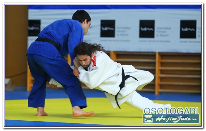 CEU 2011 100128